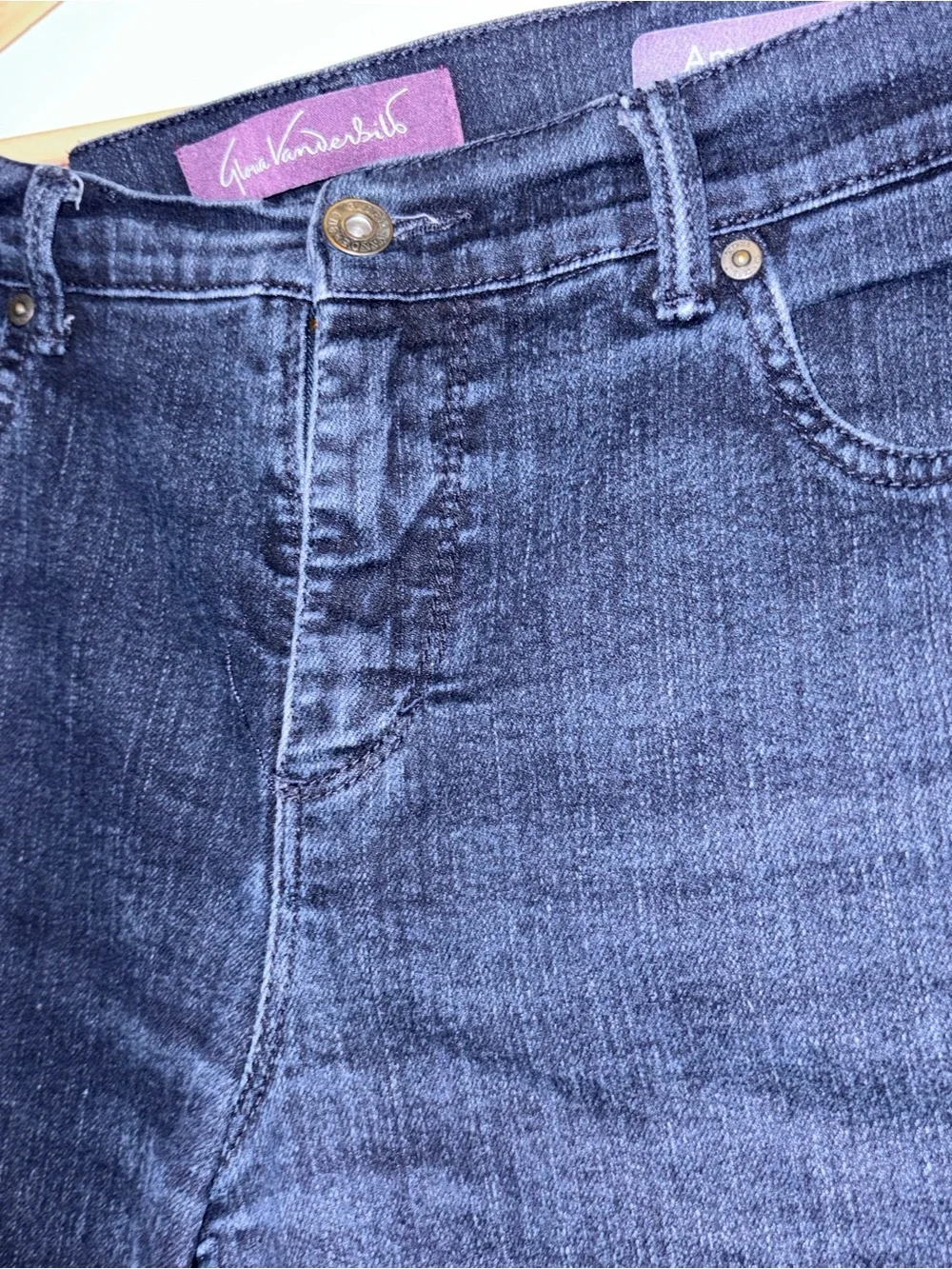 Amanda Dark Indigo Straight-Leg Jeans size 2 missy short Gloria Vanderbilt